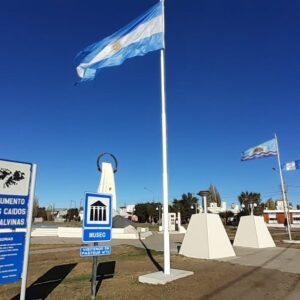 Río Gallegos - Plaza Monumento a los Caidos en Malvinas